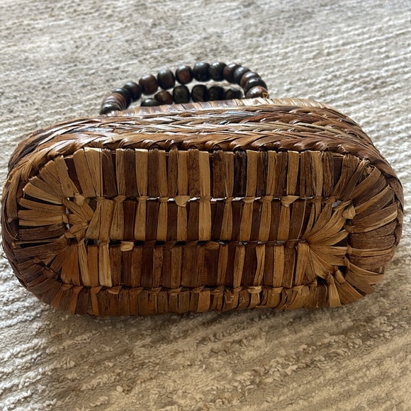 Handcrafted Brown Woven Bag - Picture 2 of 4